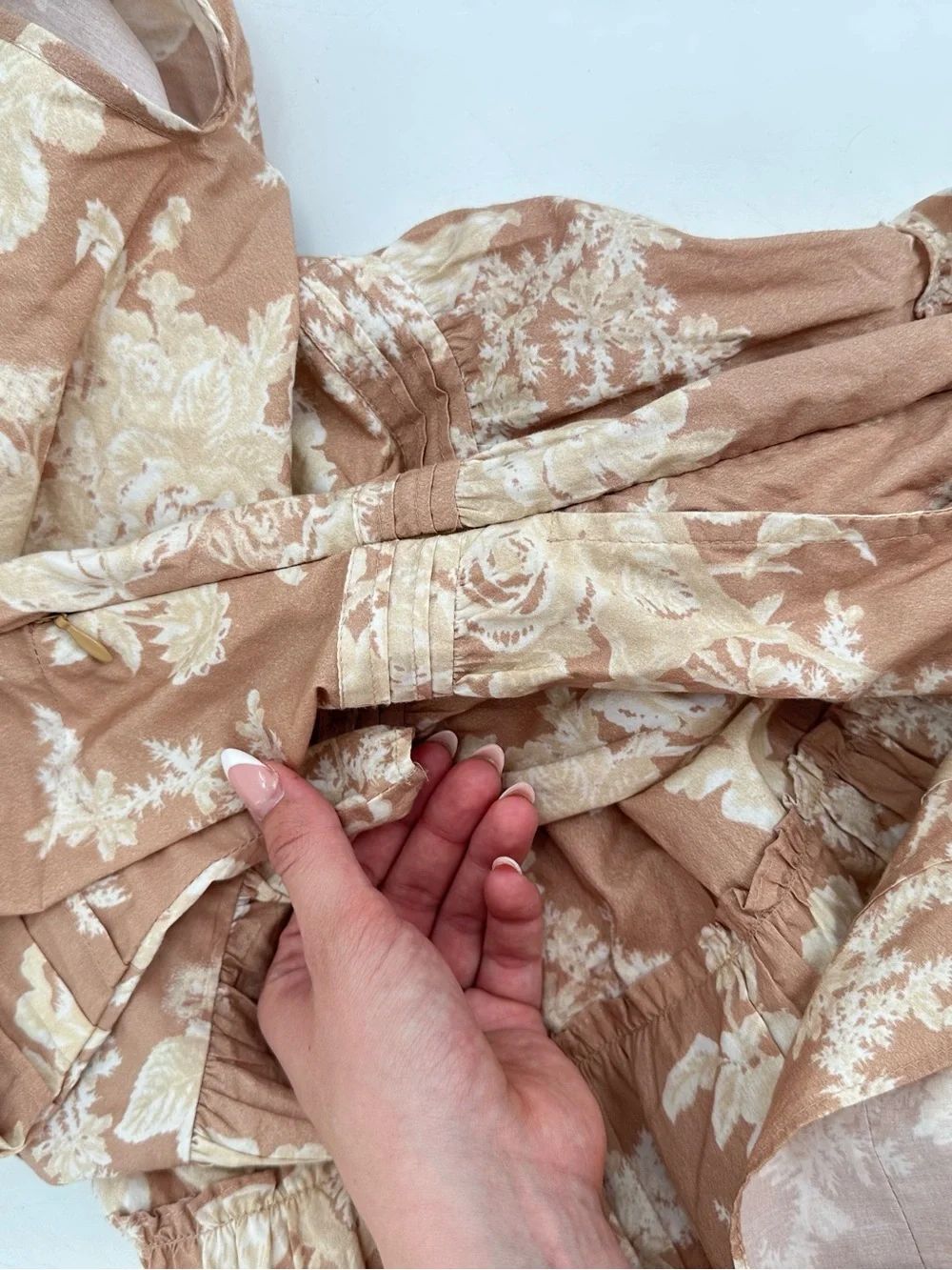LOVESHACKFANCY Lienzo Mini Dress Floral Espresso Foam Cotton Size 6? - Picture 7 of 12